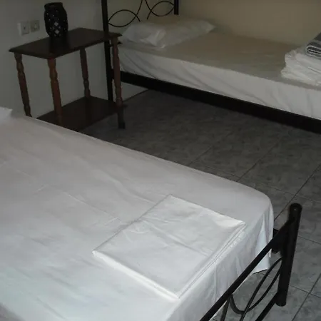 Kostas--sarantis--2 Appartement *