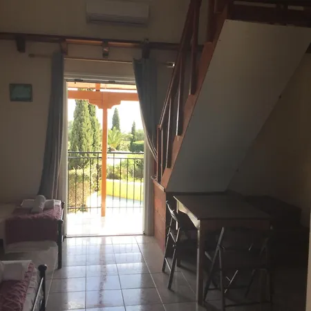 Apartment σαραντησ--κωστας *