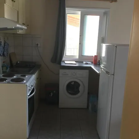 σαραντησ--κωστας Apartment